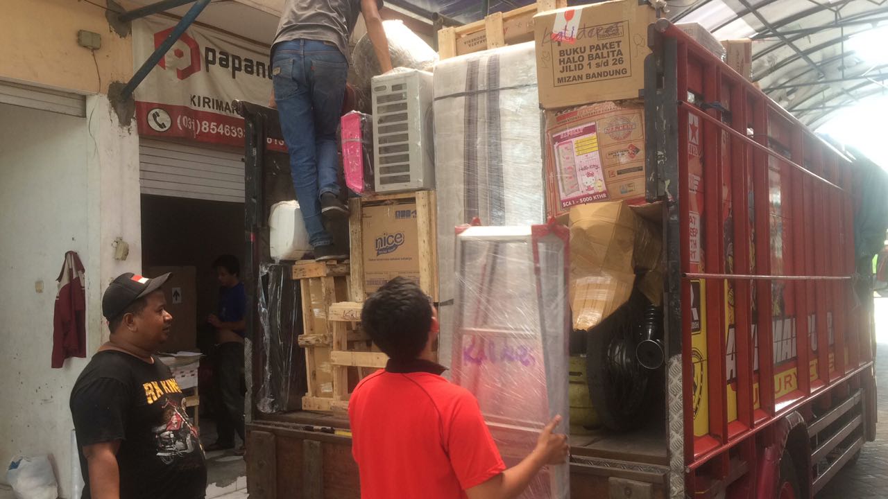 Ekspedisi Surabaya Singkawang Kalimantan Barat | Papandayan Cargo